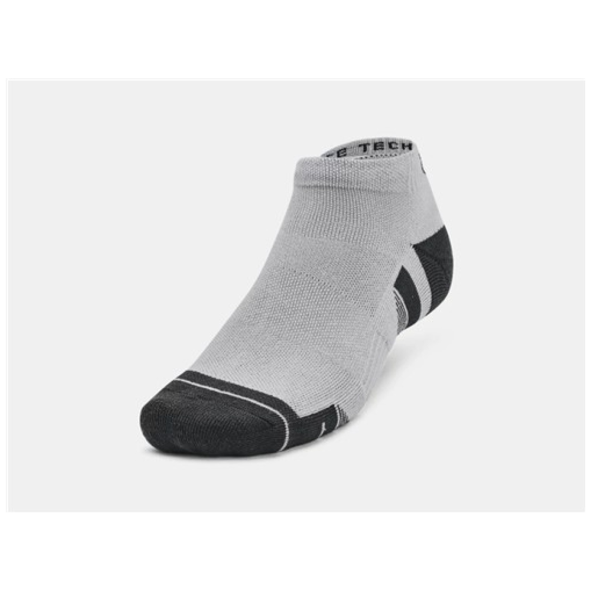 1379504011lg. Jpg - unisex ua performance tech 3-pack low cut socks - 1379504011lg