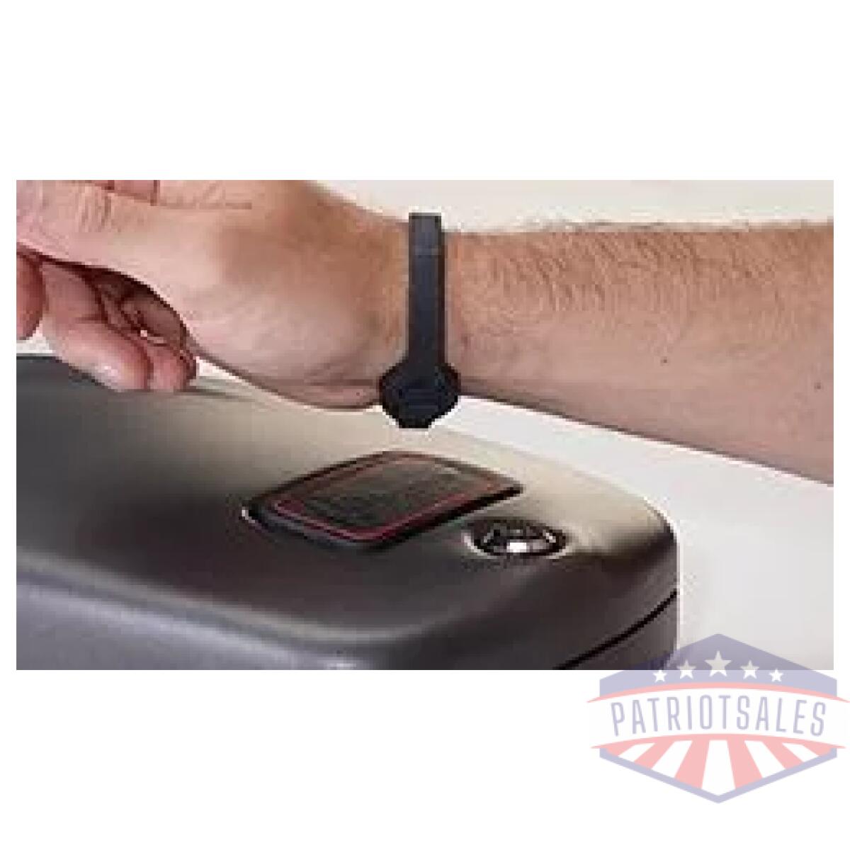 Https3a2f2fmedia. Chattanoogashooting. Com2fimages2fproduct2fpc981662fpc98166. Webp - hornady rapid safe wristband - https3a2f2fmedia. Chattanoogashooting. Com2fimages2fproduct2fpc981662fpc98166